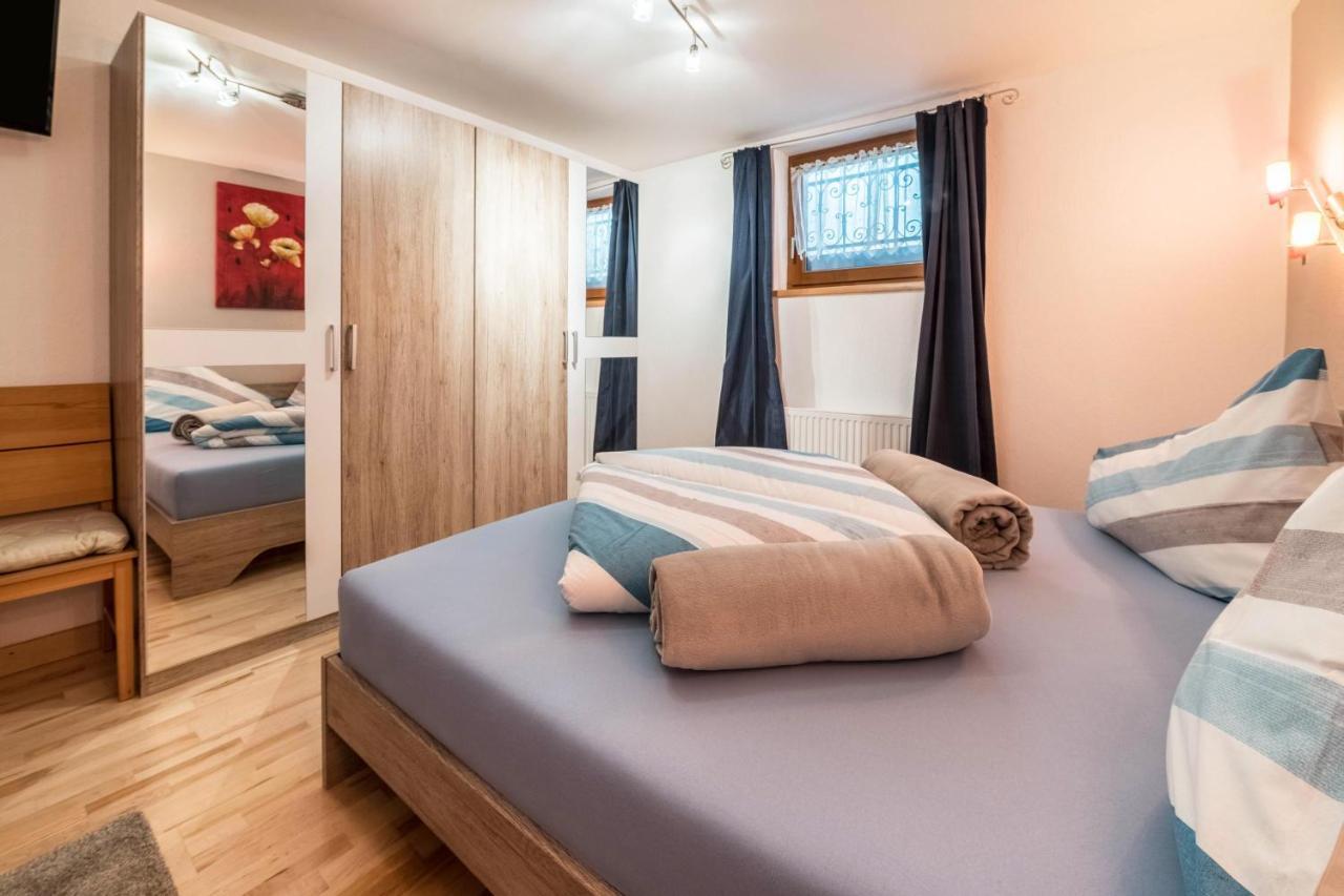 Wieseneck II - Apartment In Fügen Esterno foto
